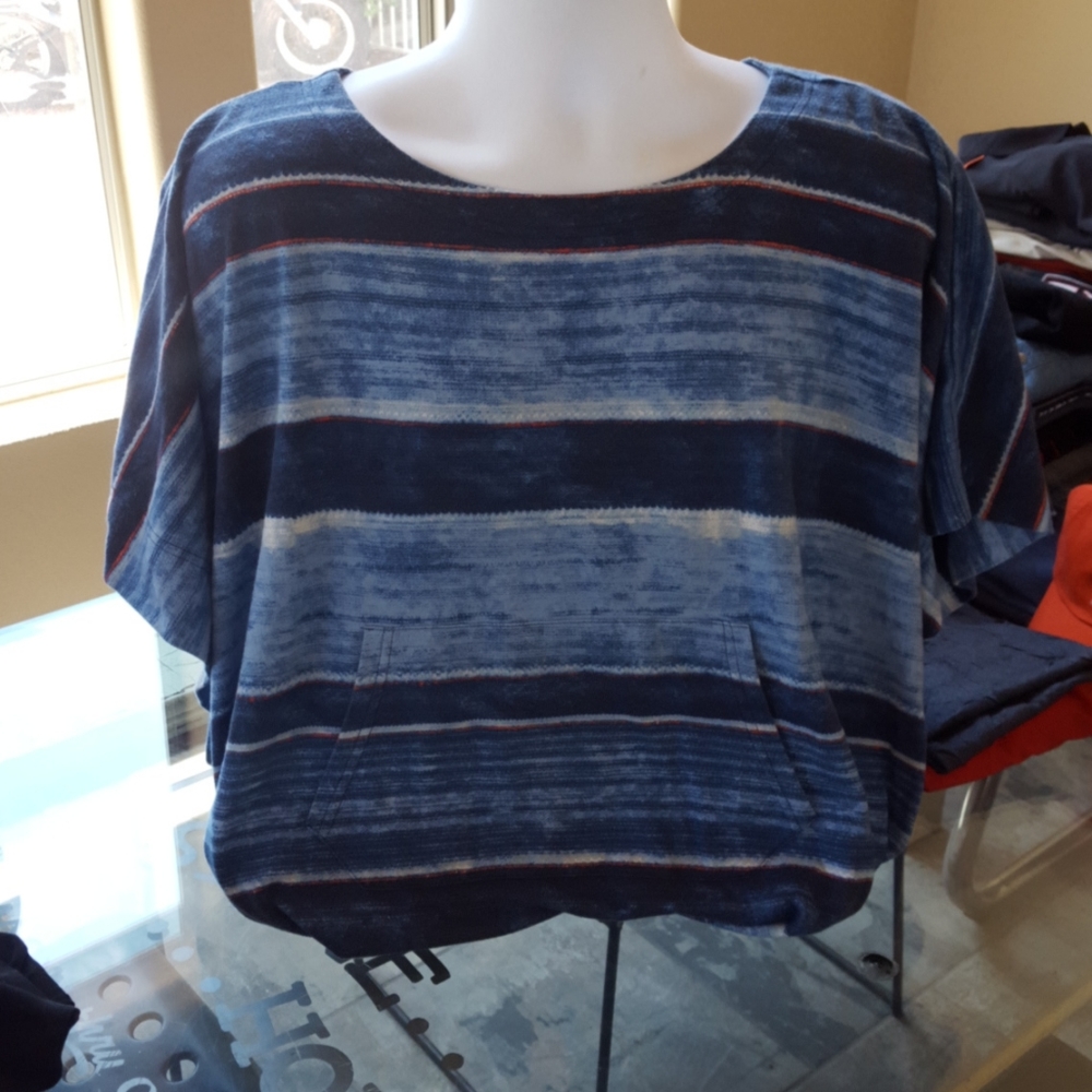 Lauren Ralph Lauren Ladies Poncho style shirt
